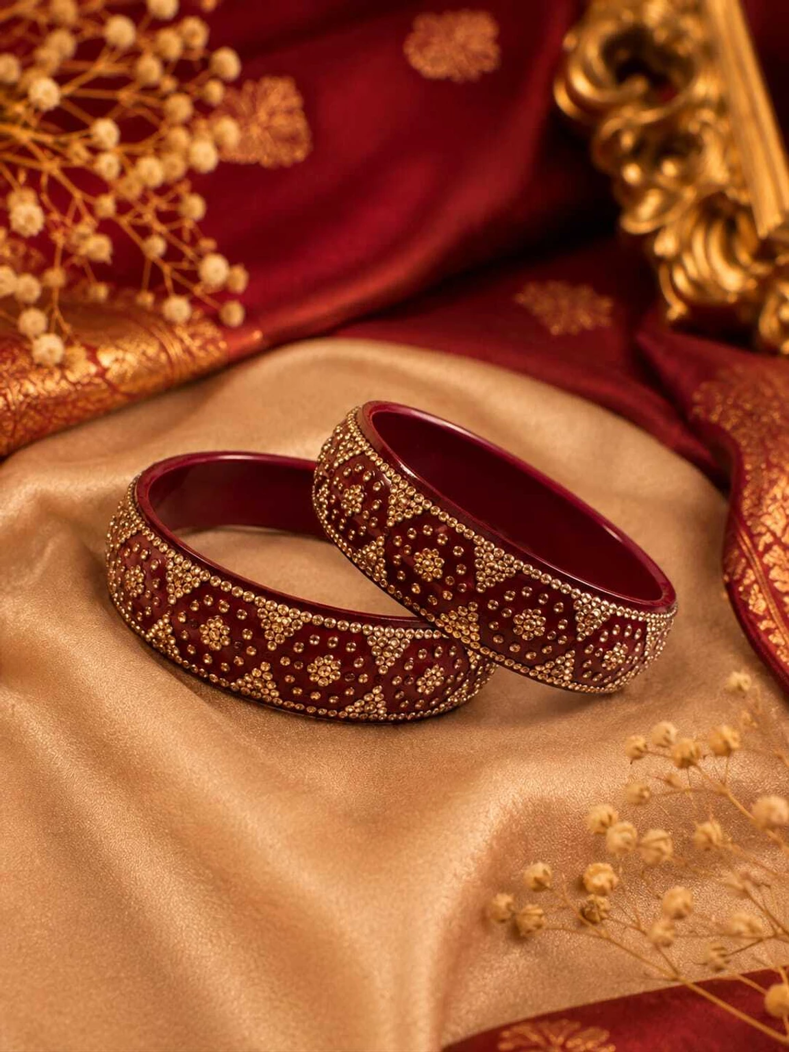 AuraAdorn Lac Bangle Set (Pack of 2)